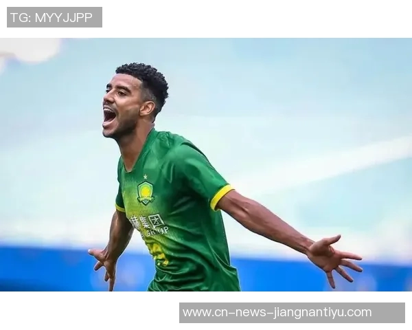 新赛季三外援齐聚基地ErikThomas加入合训提升球队实力 新赛季三外援齐聚基地ErikThomas加入合训提升球队实力