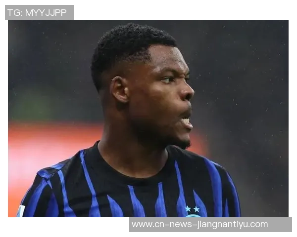 英超两强盯上邓弗里斯解约金高达2500万欧元